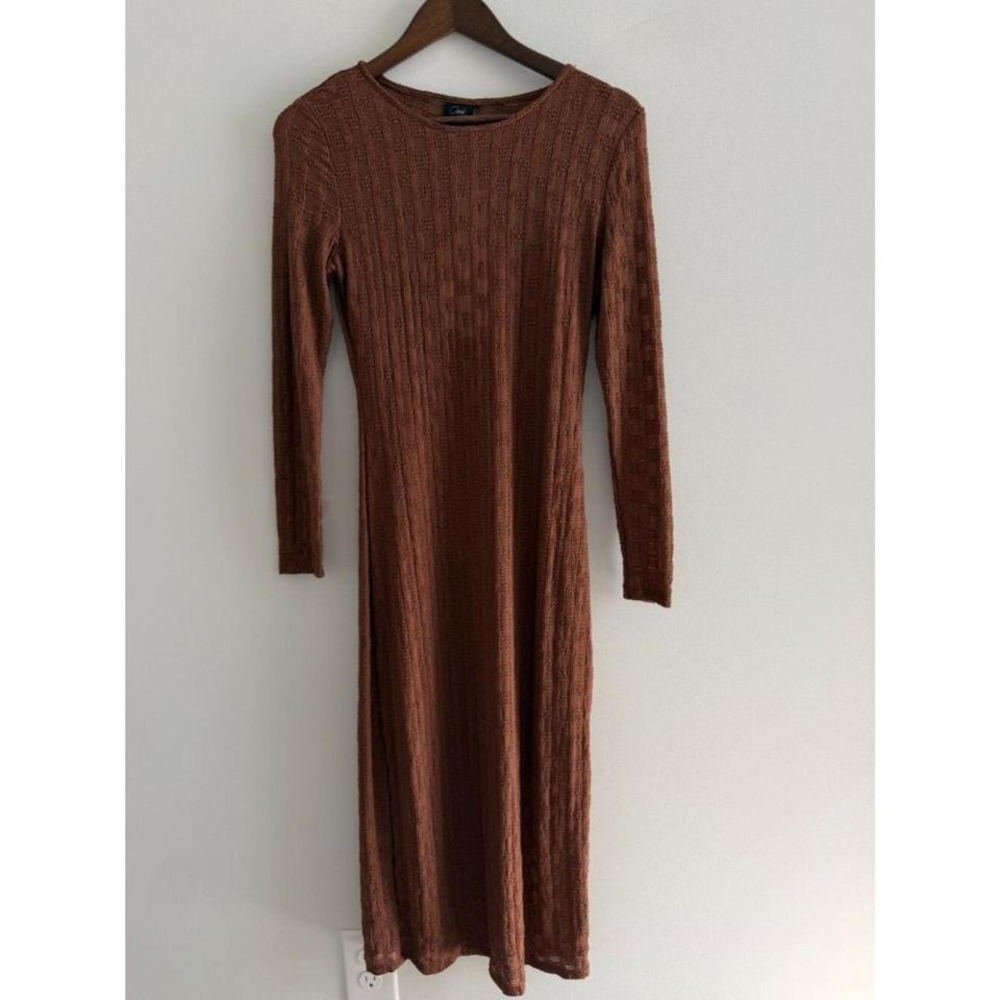 Oak & Trellis Rust Brown Textured Knit Long Sleeve Midi Dress Medium NWT - Picture 2 of 8